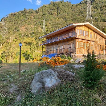 Bed and Breakfast Log Cabin In The Woods Gangtok Exteriér fotografie