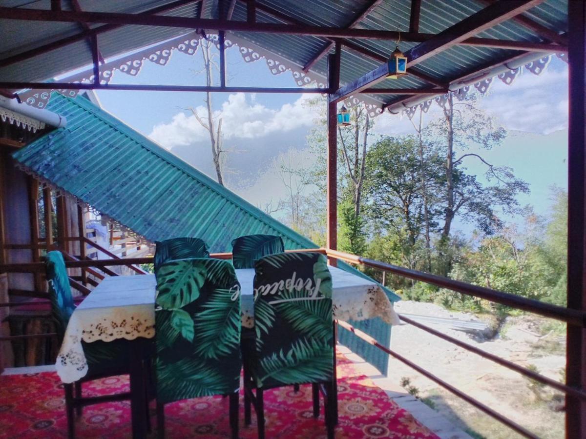 Bed and Breakfast Log Cabin In The Woods Gangtok Exteriér fotografie