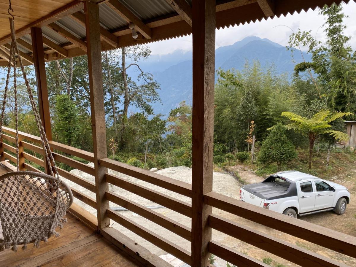 Bed and Breakfast Log Cabin In The Woods Gangtok Exteriér fotografie