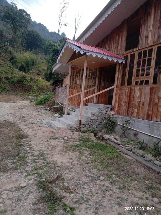 Bed and Breakfast Log Cabin In The Woods Gangtok Exteriér fotografie